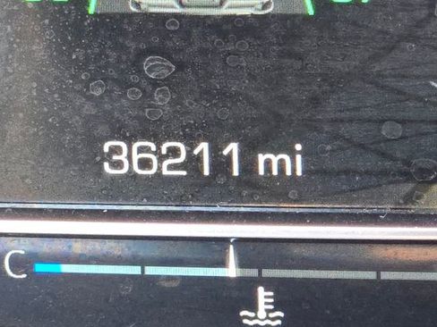 Used 2025 GMC Sierra 1500 SLT image 31