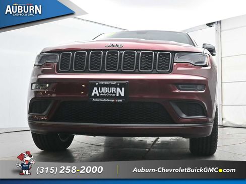 Used 2020 Jeep Grand Cherokee Limited X image 17