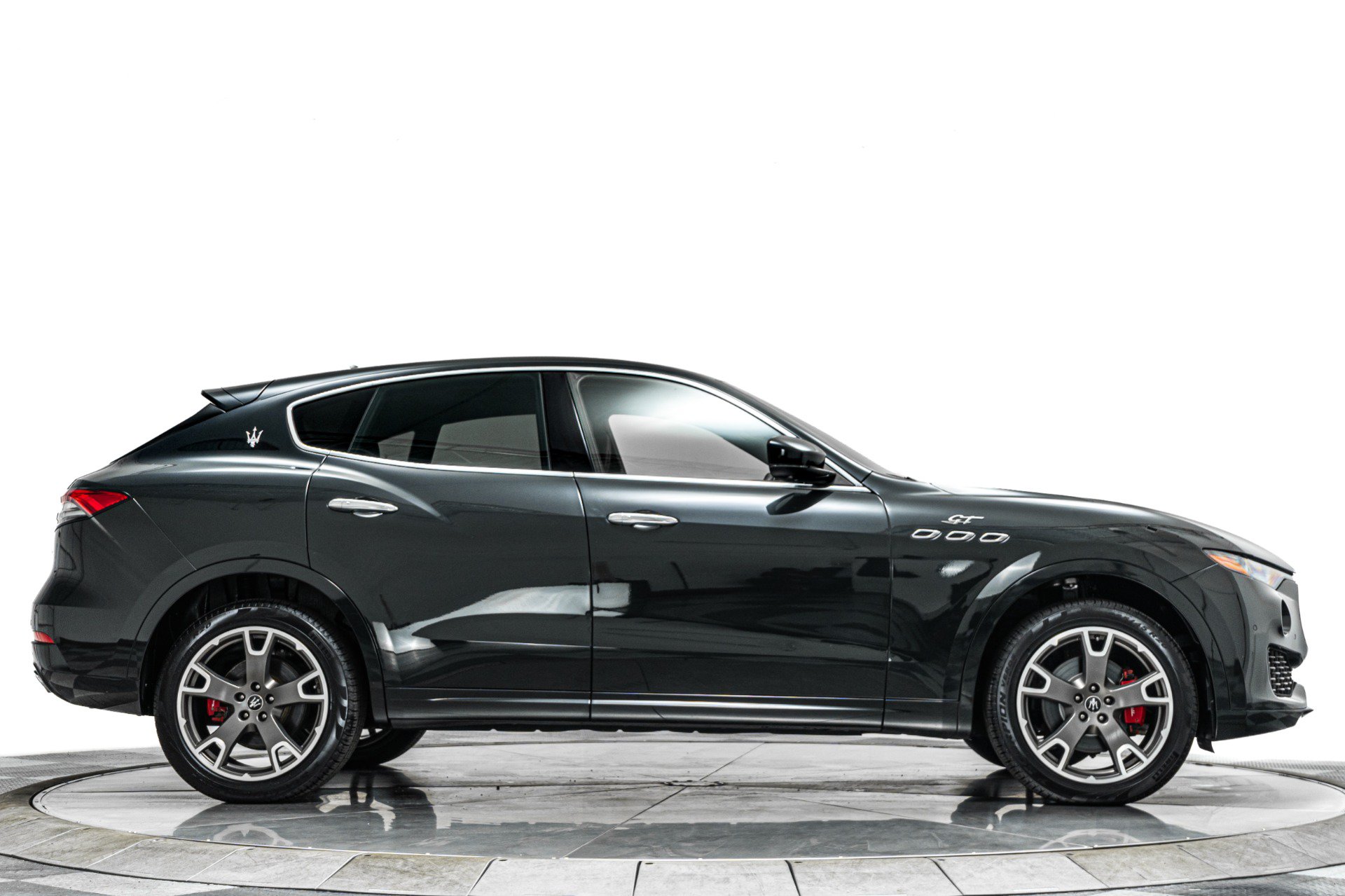Used 2023 Maserati Levante GT AWD/4WD image 46