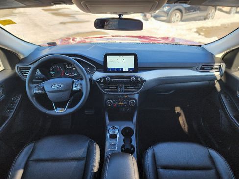 Used 2021 Ford Escape SEL image 2