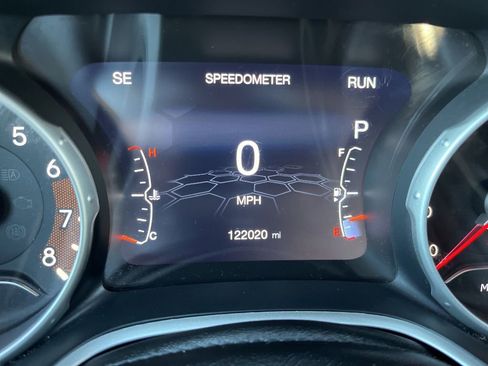 Used 2019 Jeep Compass Limited image 15