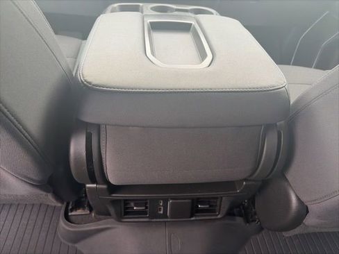 Used 2024 Chevrolet Silverado 1500 LT AWD/4WD image 13