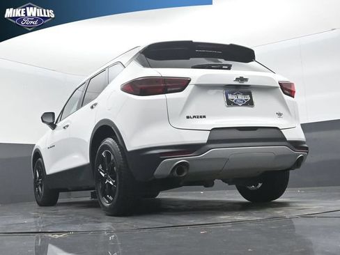 Used 2024 Chevrolet Blazer LT w/ Convenience Package FWD image 21