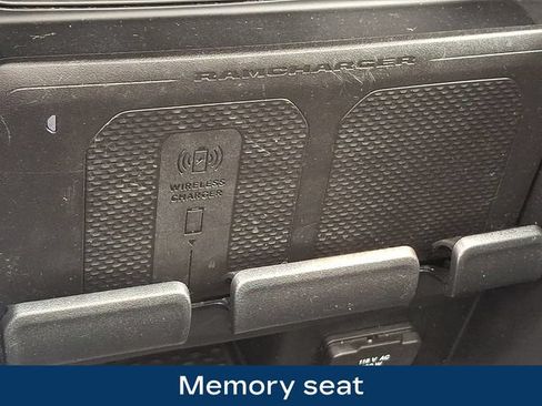 Used 2023 RAM 1500 Laramie AWD/4WD image 18