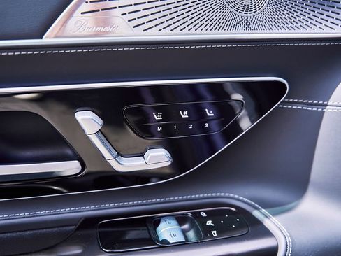 Used 2024 Mercedes-Benz AMG GT 63 image 36