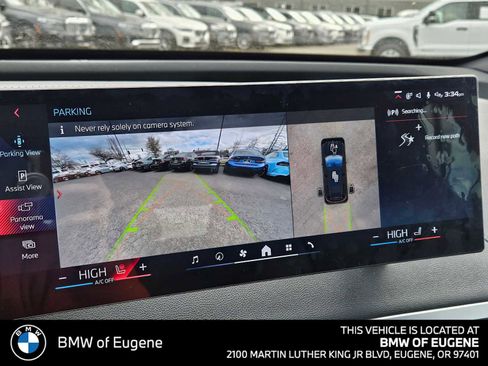 Used 2025 BMW iX M60 image 28