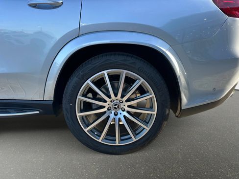 New 2026 Mercedes-Benz GLS 450 450 4MATIC SUV image 11