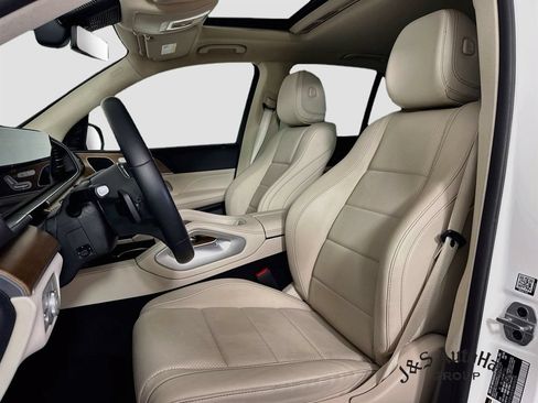 Used 2023 Mercedes-Benz GLE 450 4MATIC w/ AMG Line Exterior image 11