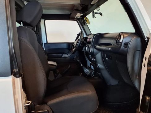 Used 2013 Jeep Wrangler Sport AWD/4WD image 11