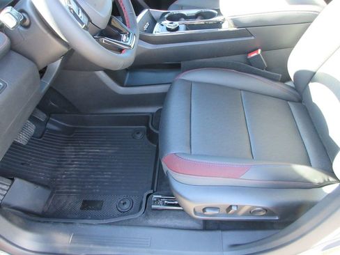 New 2026 Chevrolet Equinox RS w/ Convenience Package III image 21