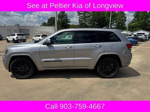 Used 2020 Jeep Grand Cherokee Altitude RWD image 5