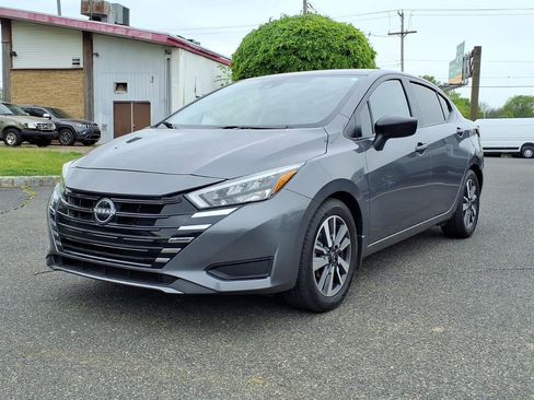 Used 2025 Nissan Versa S w/ S Plus Package FWD image 3