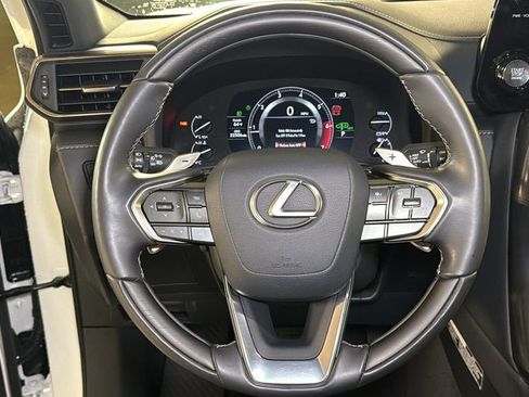 Used 2024 Lexus LX 600 4WD w/ Appearance Package image 20