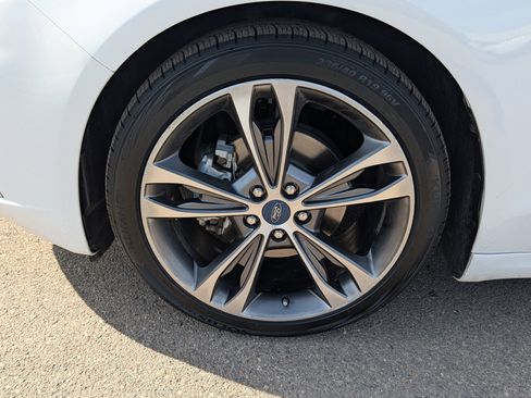 Used 2020 Ford Fusion Titanium image 15