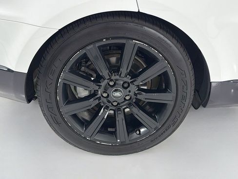 Used 2022 Land Rover Range Rover Sport HSE Silver Edition image 35