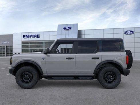 New 2026 Ford Bronco Big Bend w/ Black Diamond Package AWD/4WD image 3
