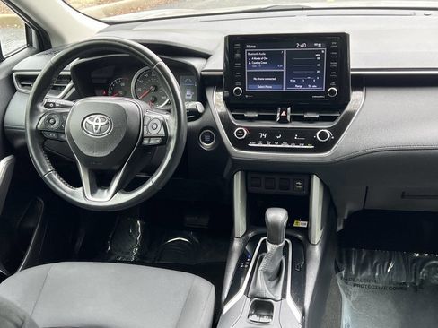 Used 2022 Toyota Corolla Cross LE FWD image 24