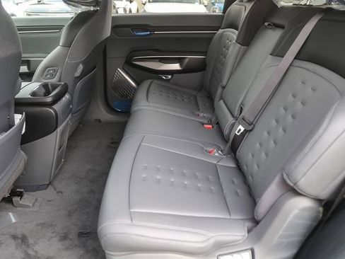 New 2026 Kia EV9 Wind image 11