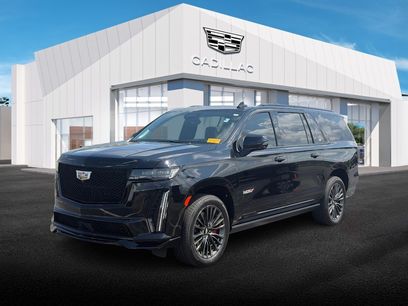 Used 2023 Cadillac Escalade ESV V