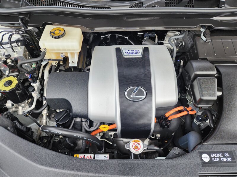 Used 2021 Lexus RX 450hL AWD w/ Premium Package image 12