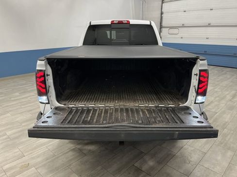 Used 2016 GMC Sierra 1500 SLE w/ SLE Value Package image 14