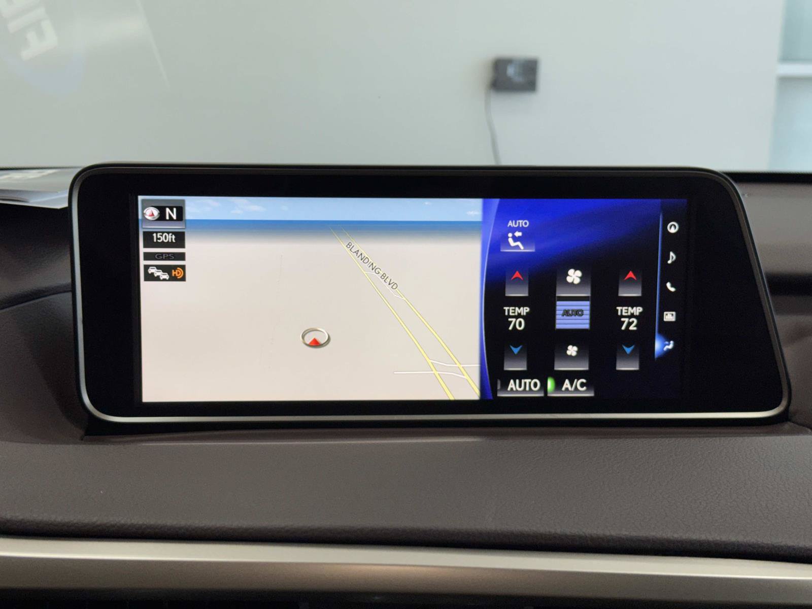 Used 2018 Lexus RX 350 FWD w/ Premium Package image 16