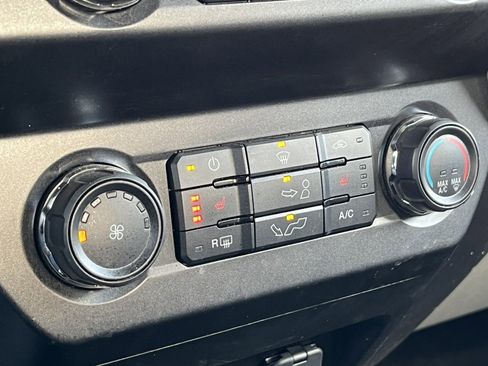 Certified 2019 Ford F150 XLT w/ Equipment Group 302A Luxury image 26