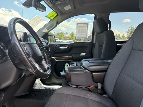 Used 2020 Chevrolet Silverado 1500 LT w/ Texas Edition AWD/4WD image 18