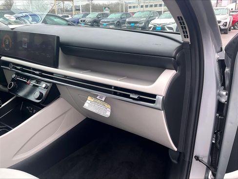 Used 2025 Hyundai Tucson SEL image 13