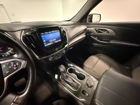 Used 2023 Chevrolet Traverse LT AWD/4WD image 83