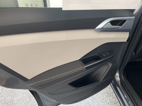New 2026 Volkswagen Taos SE AWD/4WD image 28