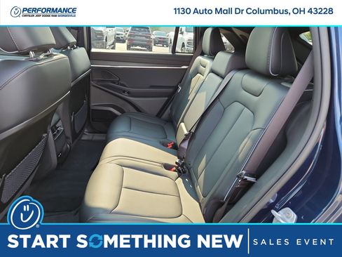 New 2025 Jeep Wagoneer S Limited image 14