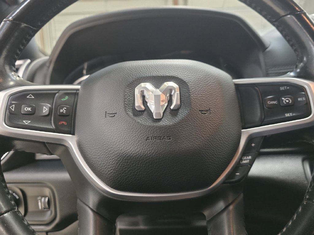 Used 2021 RAM 1500 Big Horn AWD/4WD image 18