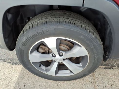 Used 2020 Jeep Cherokee Limited AWD/4WD image 21