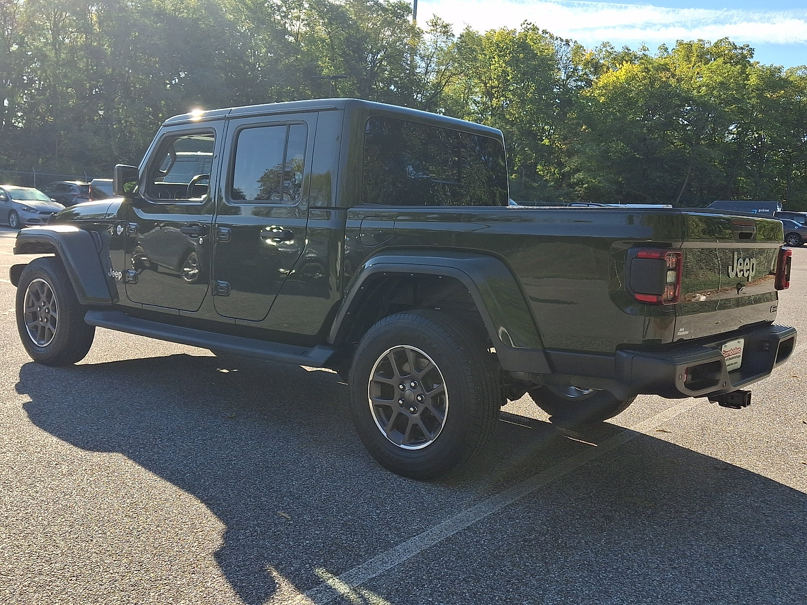 Used 2022 Jeep Gladiator Overland w/ Popular Equipment Package AWD/4WD image 5