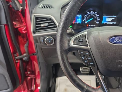 Used 2023 Ford Edge ST-Line AWD/4WD image 17