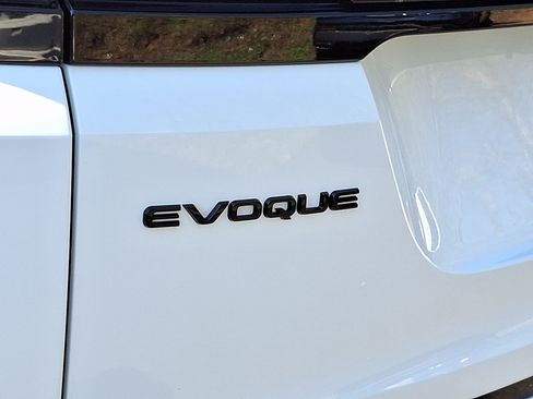 Used 2026 Land Rover Range Rover Evoque S AWD/4WD image 30
