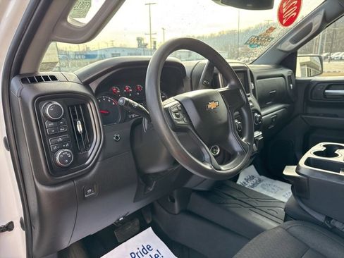 Used 2022 Chevrolet Silverado 1500 Custom image 23