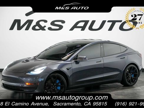 Used 2020 Tesla Model 3 Standard Range Plus RWD image 1
