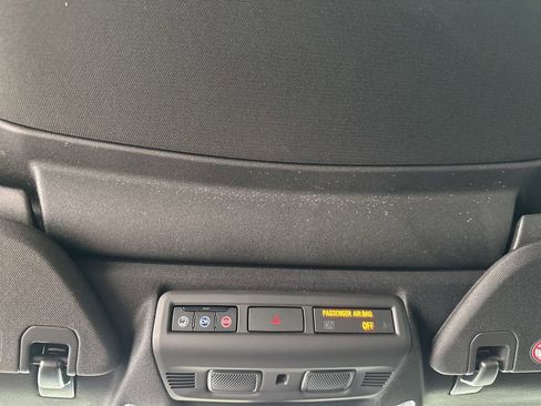 Used 2022 Chevrolet Corvette Stingray Coupe w/ 1LT RWD image 24