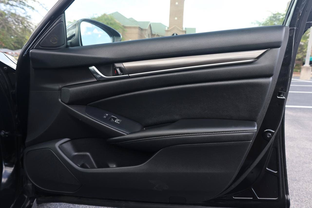 Used 2022 Honda Accord Sport image 32