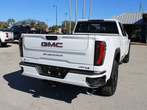 Used 2024 GMC Sierra 2500 AT4 w/ AT4 Premium Plus Package image 12