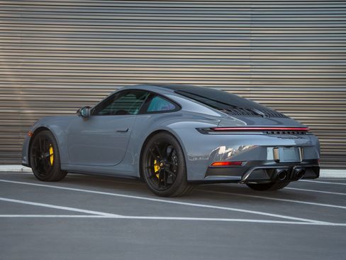Certified 2026 Porsche 911 Carrera 4 GTS AWD/4WD image 3