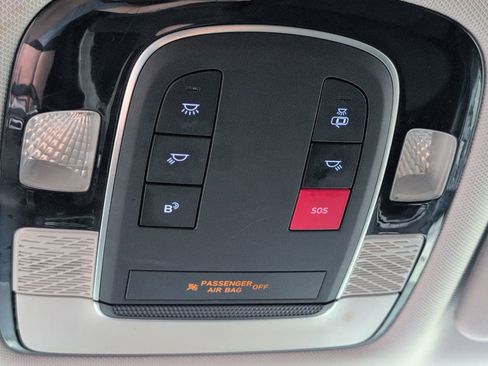 Used 2023 Hyundai Palisade SE w/ Cargo Package image 17