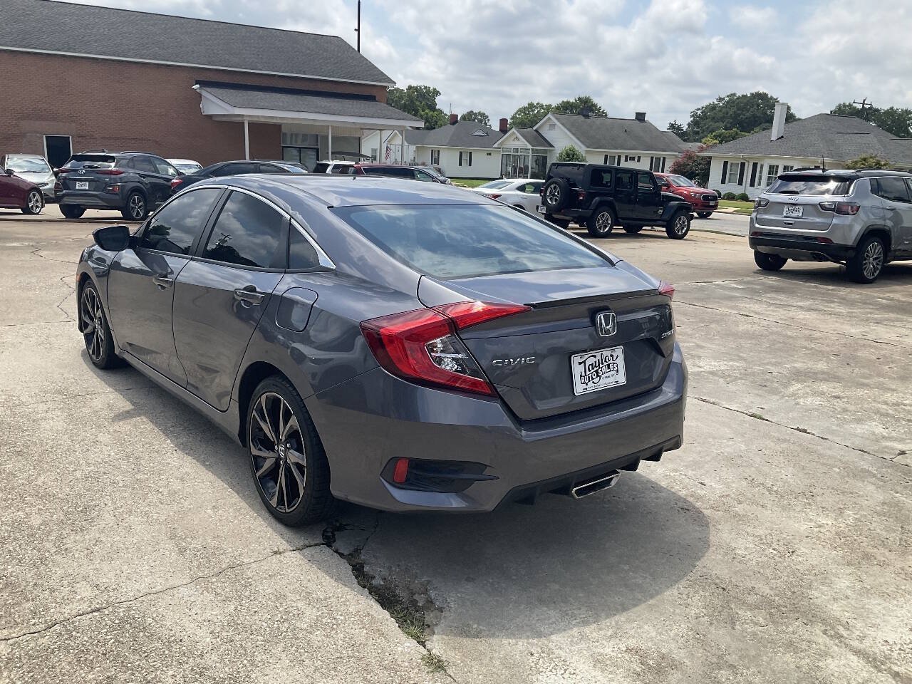 Used 2019 Honda Civic Sport image 5