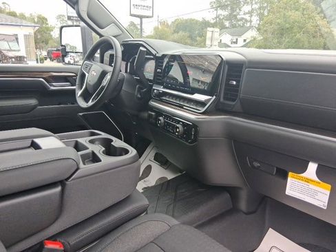 New 2026 Chevrolet Silverado 3500 LT w/ Safety Package image 23