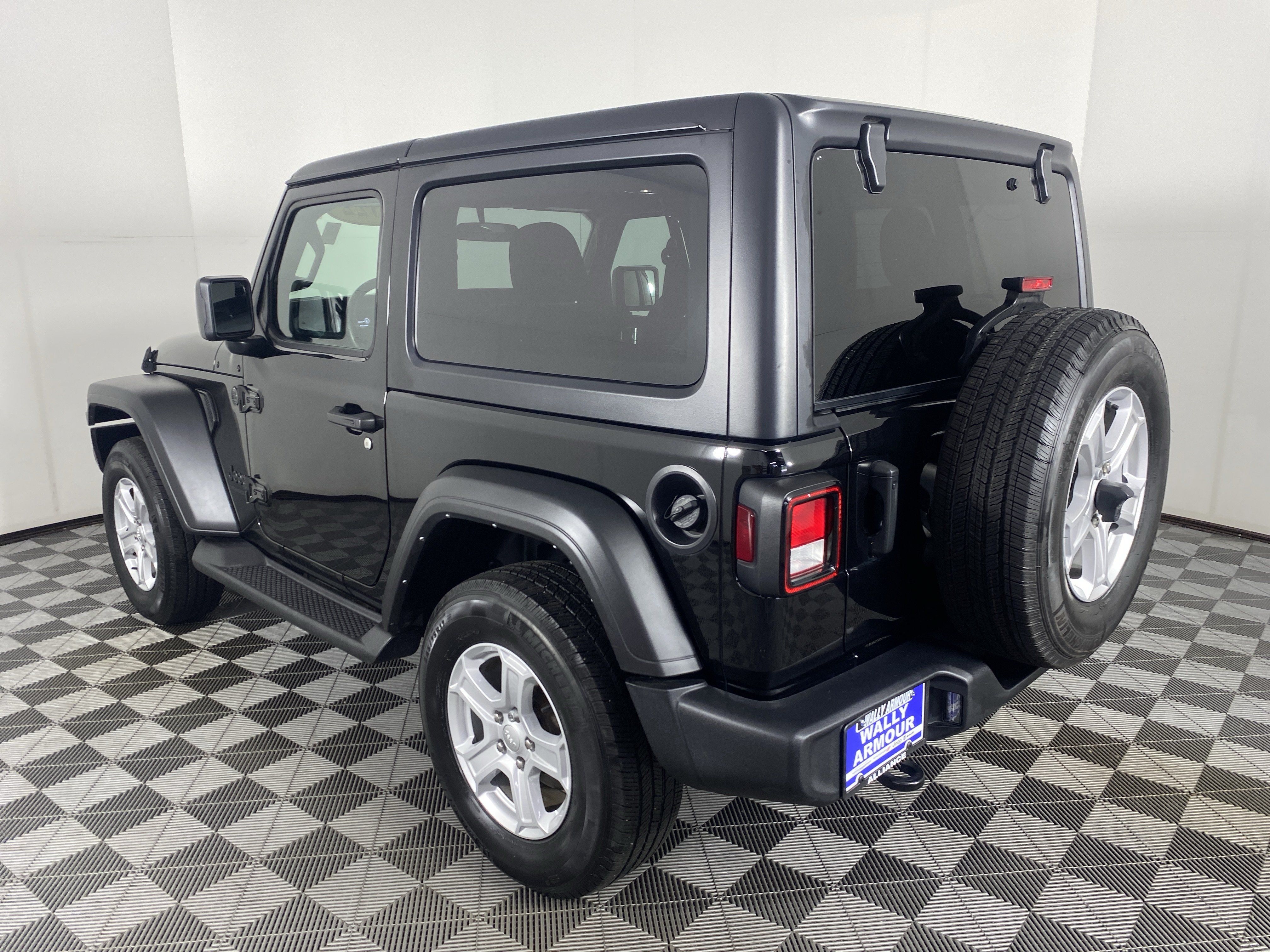 Used 2022 Jeep Wrangler Sport AWD/4WD image 8