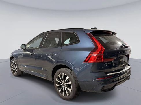 Used 2025 Volvo XC60 B5 Plus w/ Climate Package AWD/4WD image 6