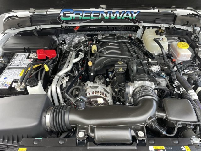 Used 2024 Jeep Wrangler Unlimited Sport AWD/4WD image 10