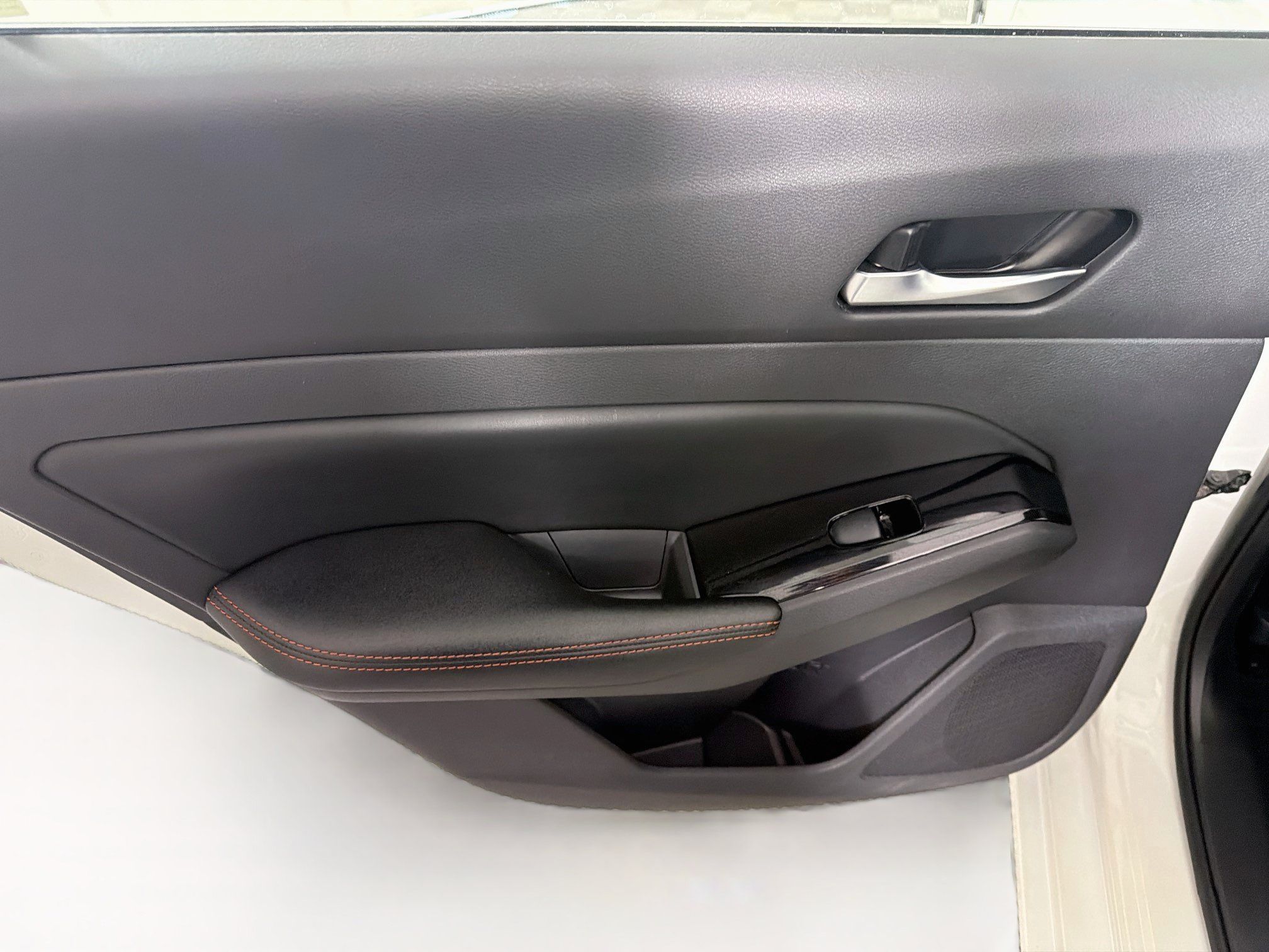 Used 2025 Nissan Altima 2.5 SR FWD image 24